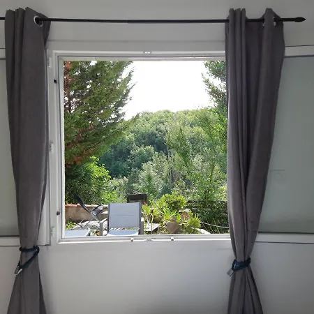 Les Terrasses D'amandine Affittacamere Sainte-Colombe-sur-lʼHers